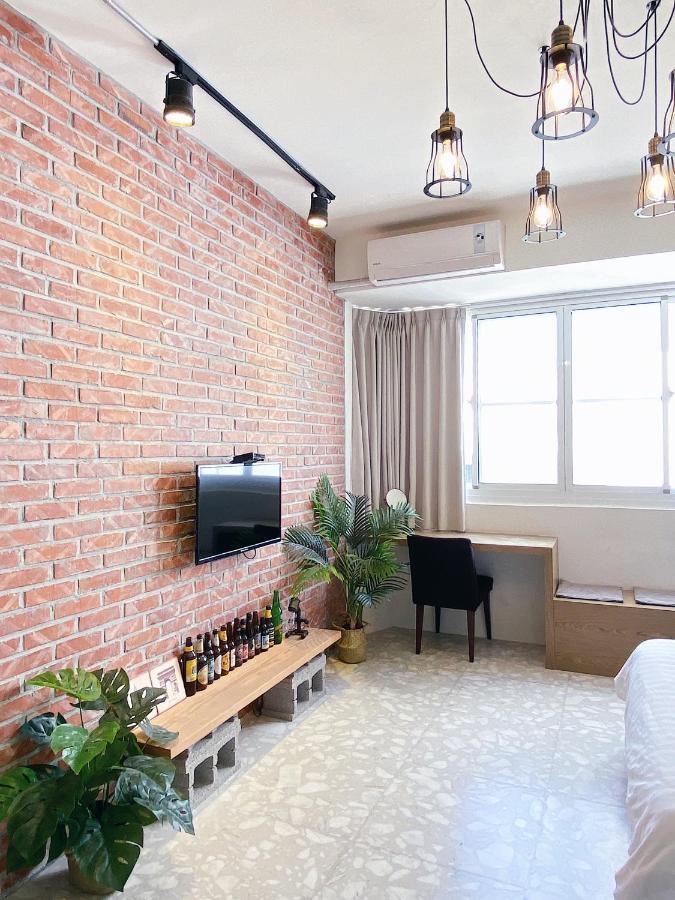 Mutter Apartment Tainan Exterior photo