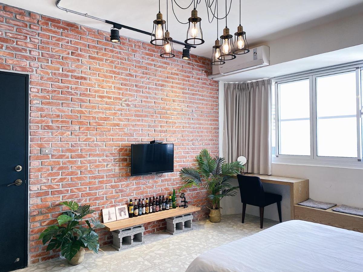 Mutter Apartment Tainan Exterior photo